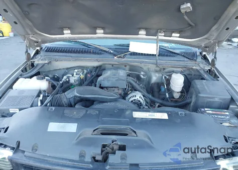 2000 Chevrolet Silverado 2500 from USA, damaged, VIN 1GCGK29U1YE415255